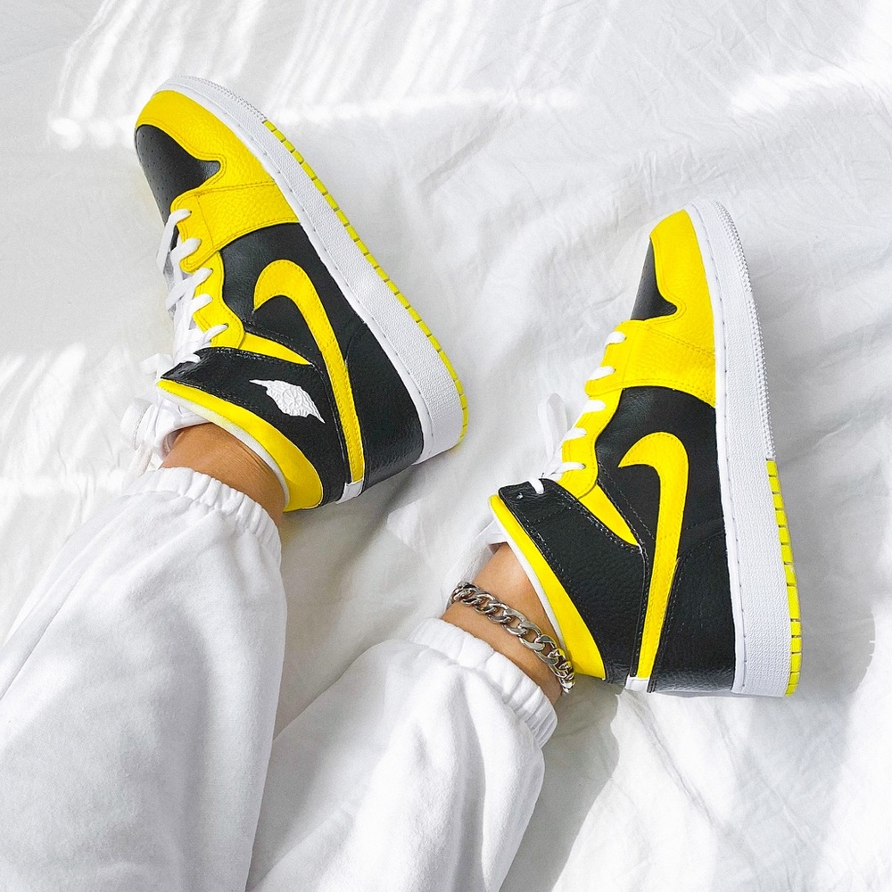 Nike 🐝 custom air jordan 1 mid sneakers - Picture 3 of 3
